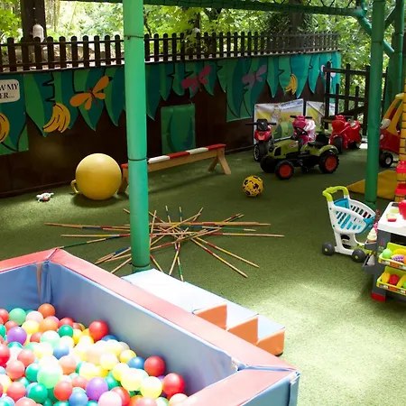 Villa Country Kids - Family Holidays France *