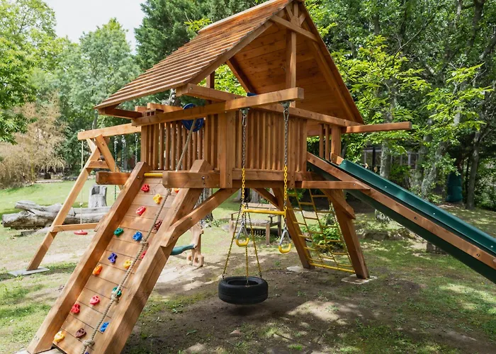 Country Kids - Family Holidays France Villa *